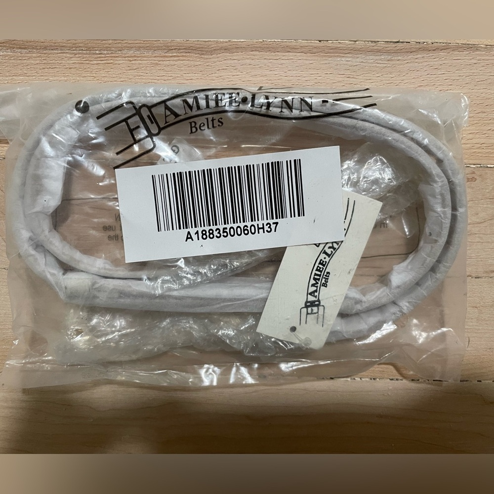 Amiee Lynn 1/2" Skinny Adjustable Hook Belt A188350
